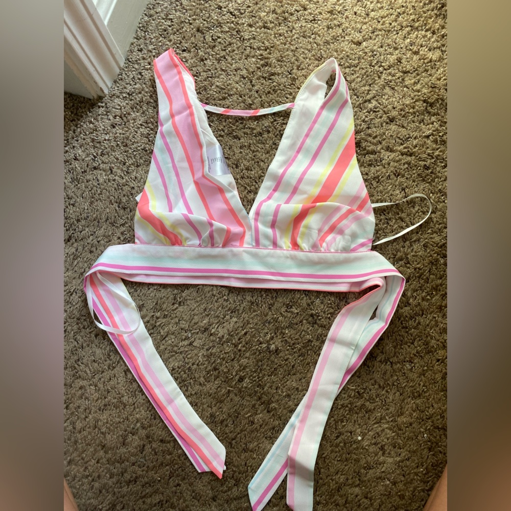 Hello Molly Side Tie Crop